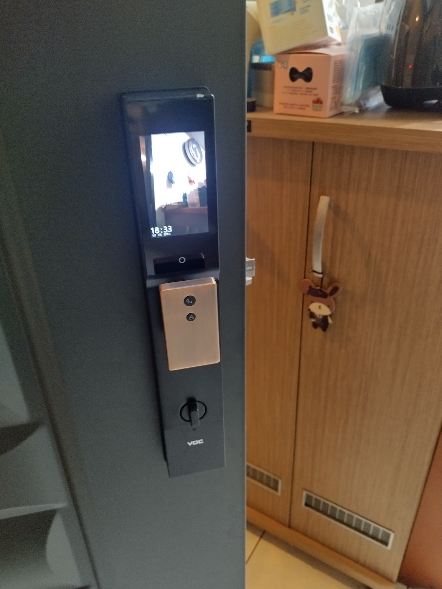 板橋 電子鎖 安裝 案例 VOC P606 安裝案例 2