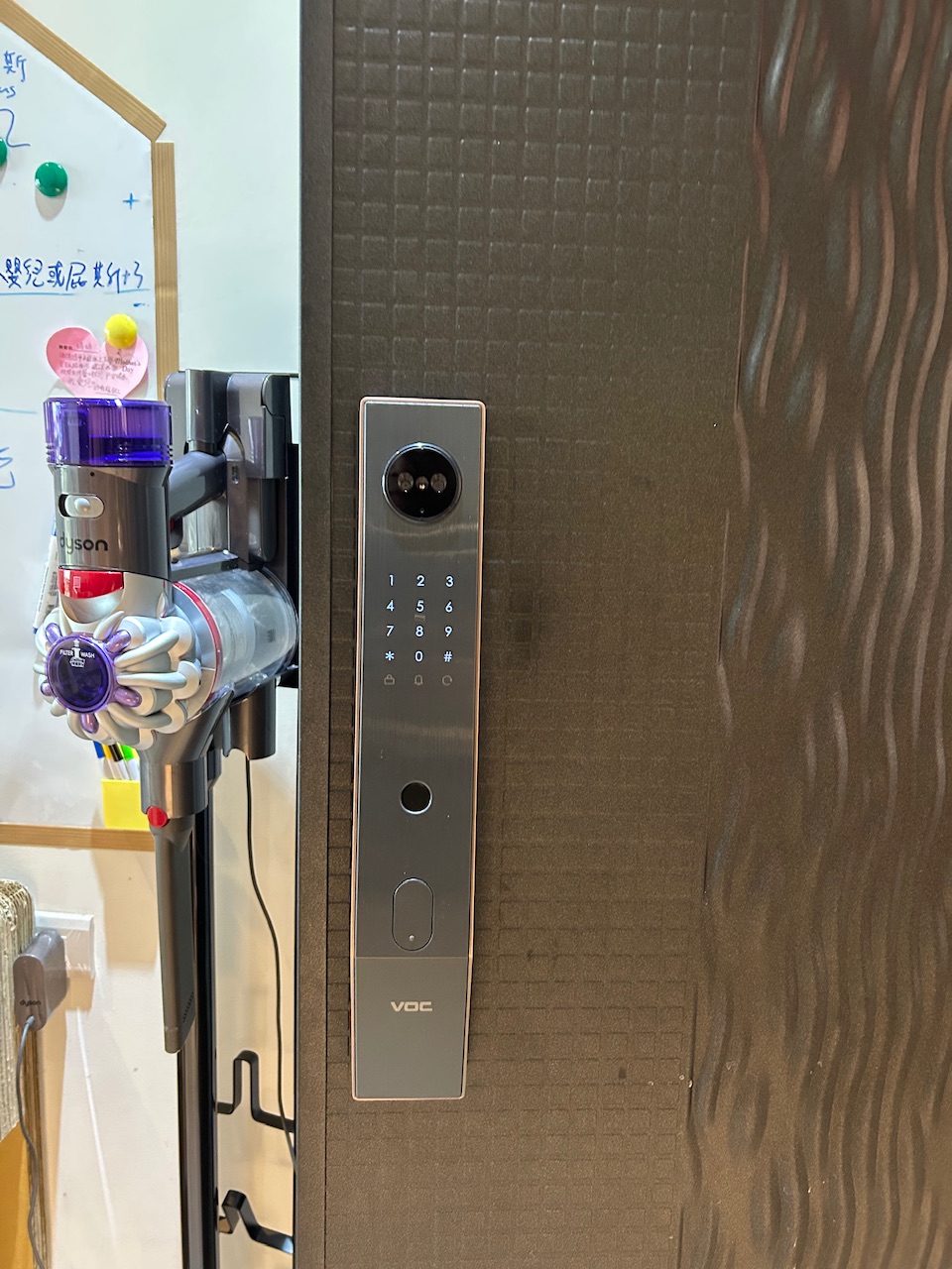 雲林虎尾電子鎖安裝-VOC E303 實拍