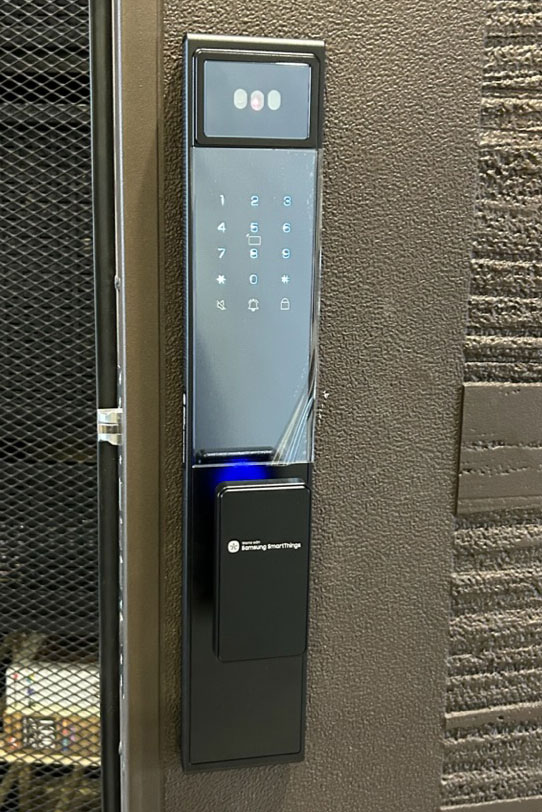 衛思盾 Samsung Y30MAX 實裝案例-完裝居家實景A